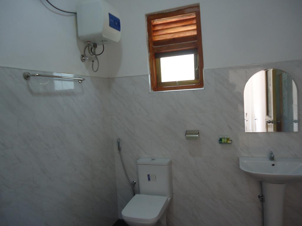 Chithra Homestay Tangalle Exterior foto